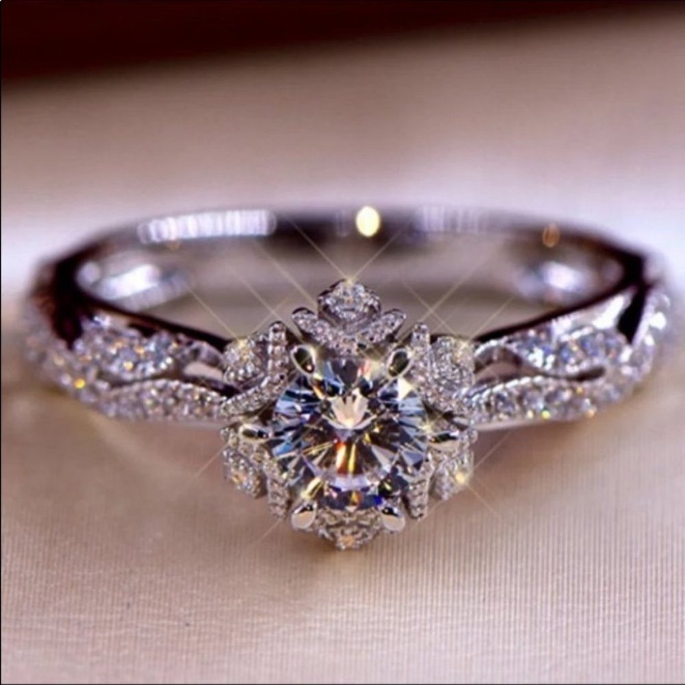 Rings White Zircon Cubic Hollow Flowers Ring - Picture 3 of 7